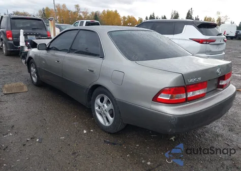 2000 Lexus Es 300 из США, поврежденный, VIN JT8BF28G4Y0247634